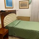 Atlantide Ξενοδοχείο 2*