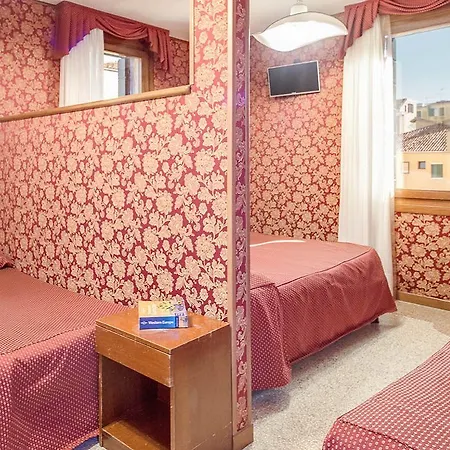 Atlantide Hotel