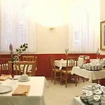 Atlantide Hotel 2*