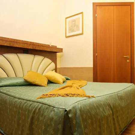 Otel Atlantide 2*